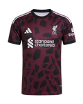 Liverpool tretí 26/27